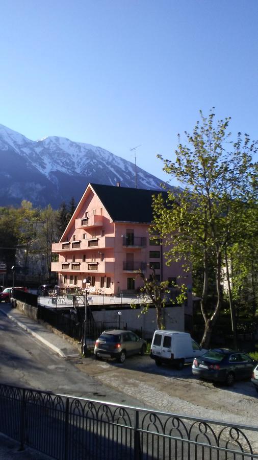 Albergo Parco Della Maiella 圣埃乌费米亚阿马伊埃拉 外观 照片